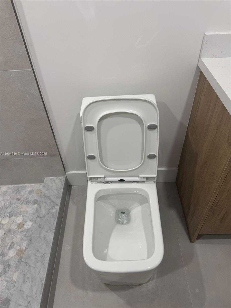 Small Image of 9410 SOUTH WEST 55TH STREET, Miami Number 13