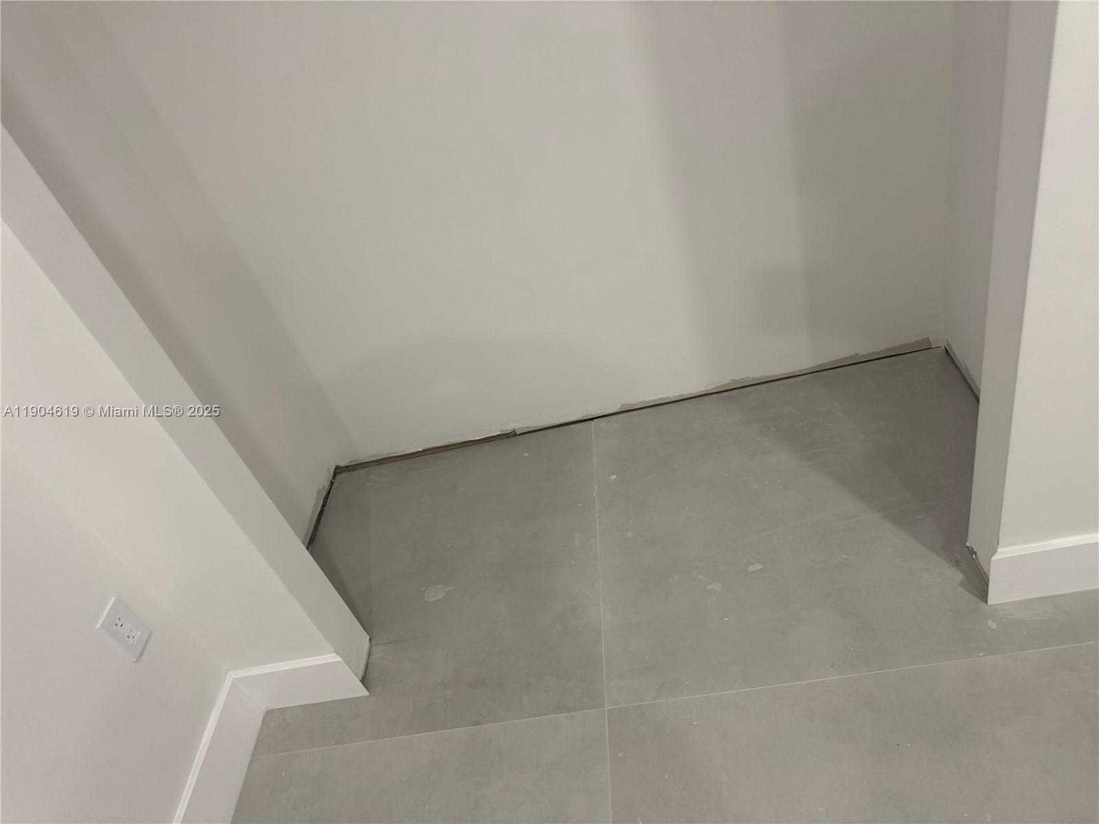 Small Image of 9410 SOUTH WEST 55TH STREET, Miami Number 15