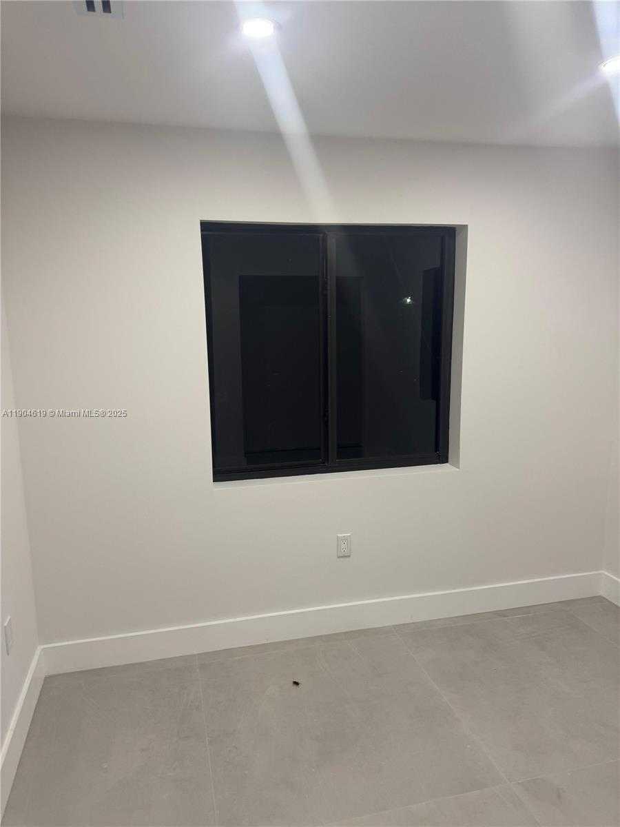 Small Image of 9410 SOUTH WEST 55TH STREET, Miami Number 16