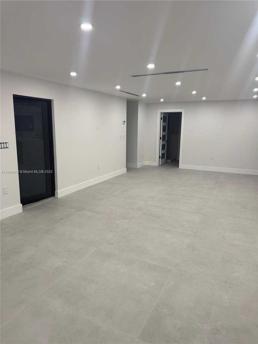 Small Image of 9410 SOUTH WEST 55TH STREET, Miami Number 27