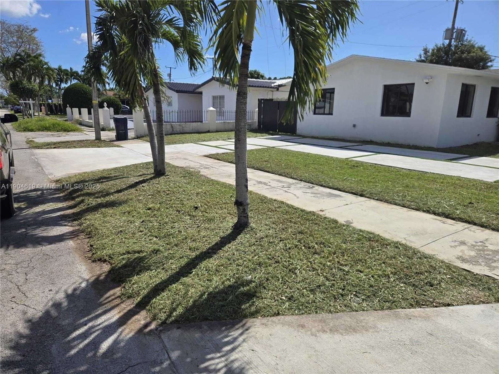 Small Image of 9410 SOUTH WEST 55TH STREET, Miami Number 5