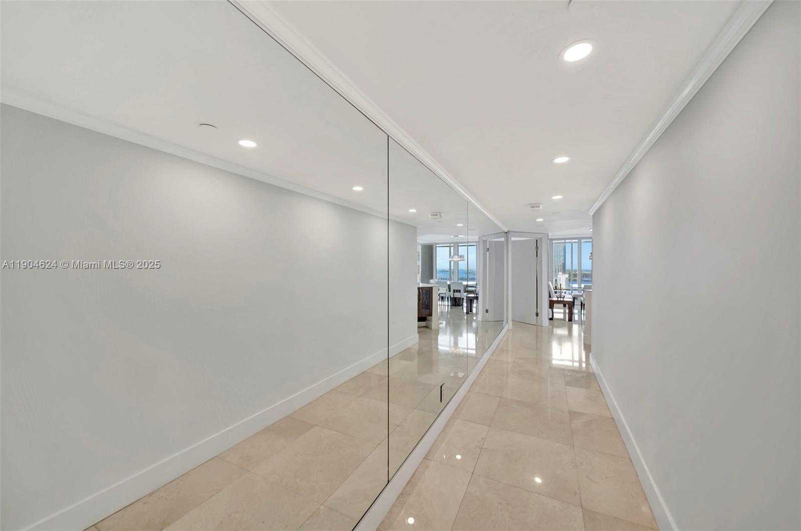 Small Image of 1717 NORTH BAYSHORE DR #A-3534, Miami Number 32