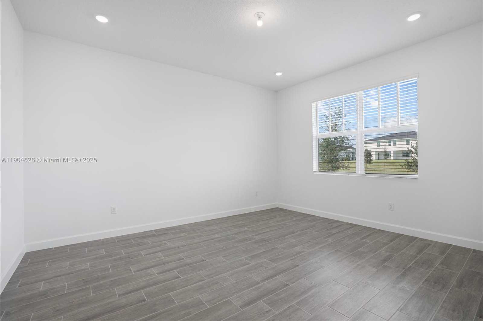 Small Image of 19655 BARN SWALLOW WAY #19655, Loxahatchee Number 15