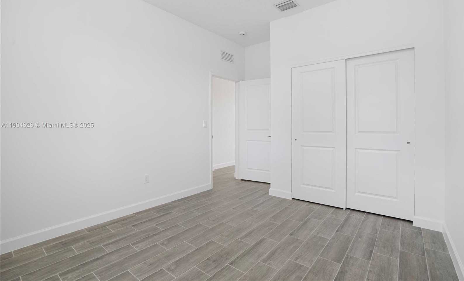 Small Image of 19655 BARN SWALLOW WAY #19655, Loxahatchee Number 19