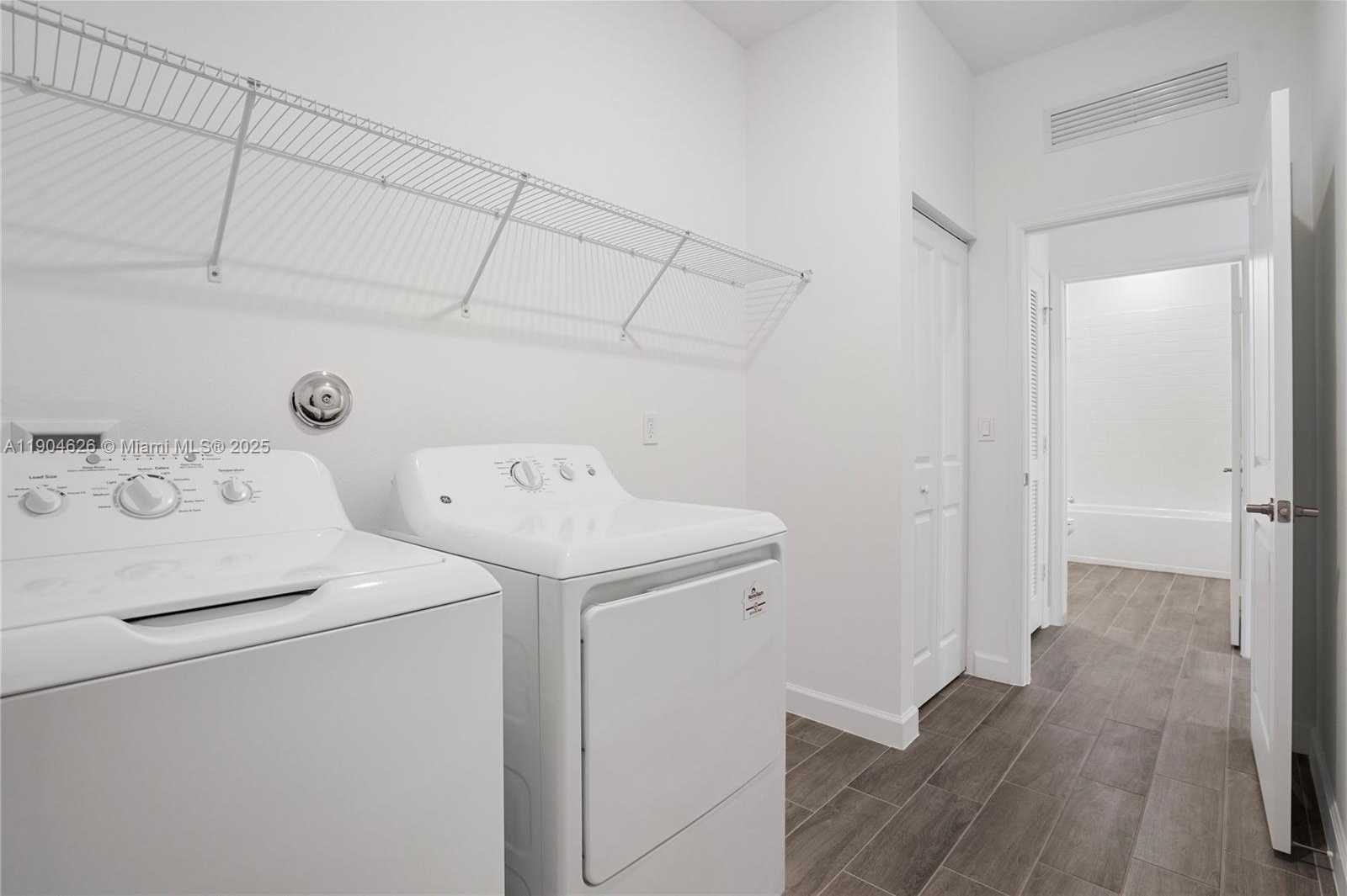 Small Image of 19655 BARN SWALLOW WAY #19655, Loxahatchee Number 29