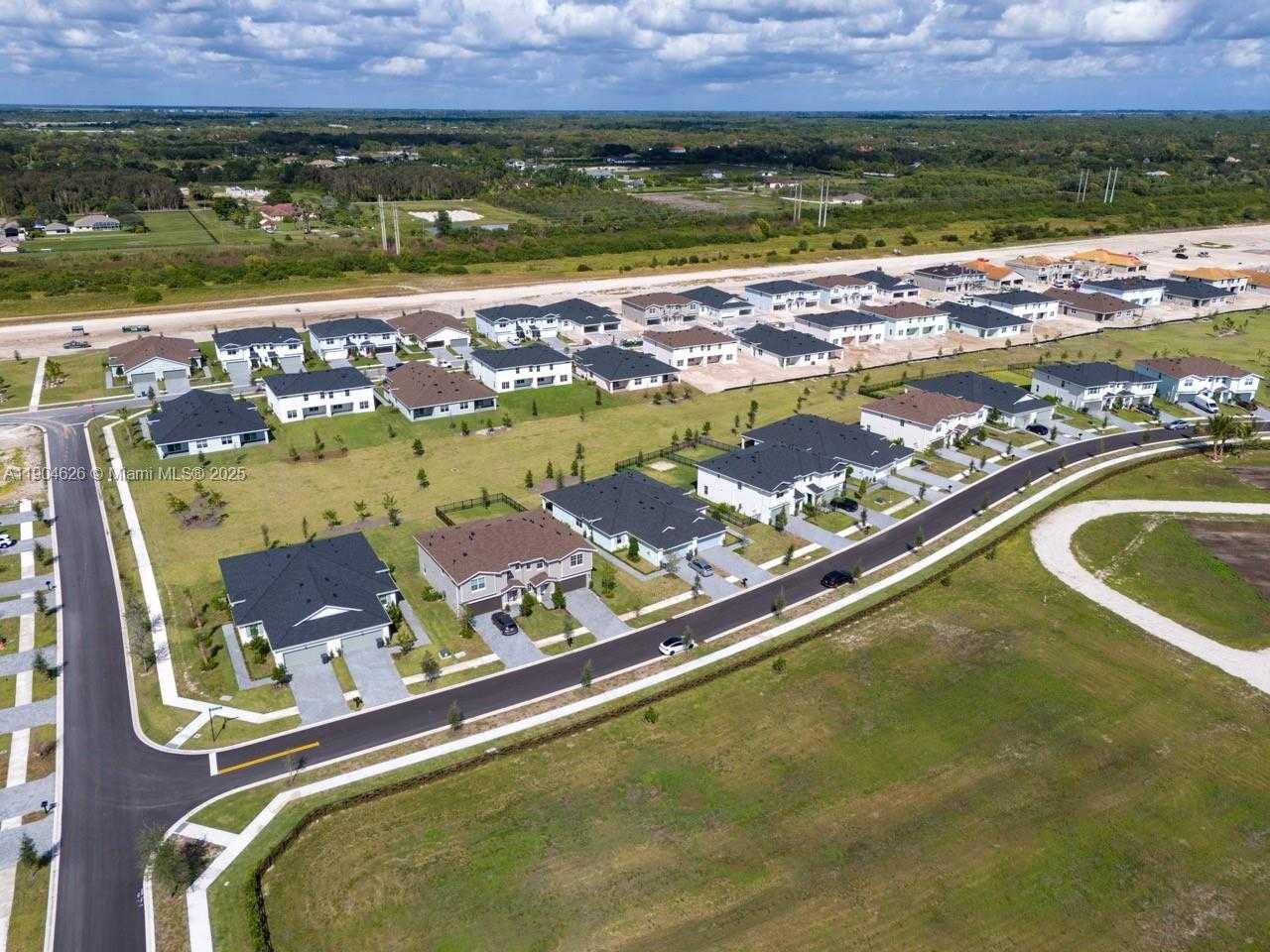 Small Image of 19655 BARN SWALLOW WAY #19655, Loxahatchee Number 49