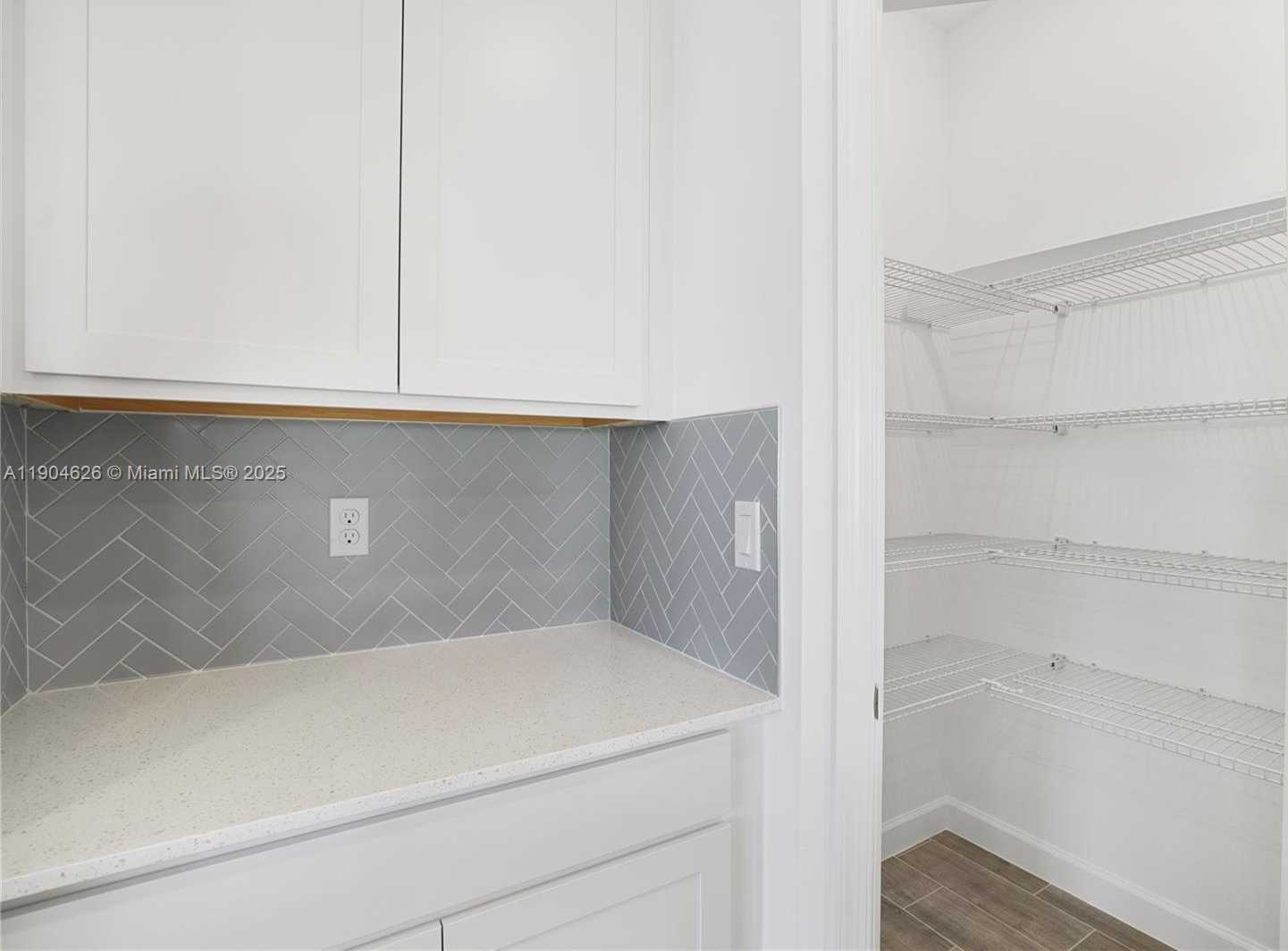 Small Image of 19655 BARN SWALLOW WAY #19655, Loxahatchee Number 9