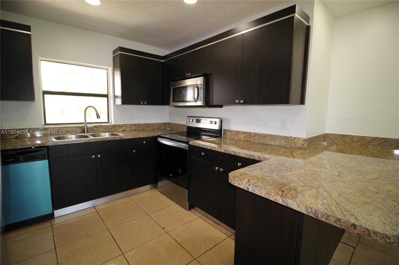 Small Image of 26165 SOUTH WEST 124TH CT, Homestead Number 11