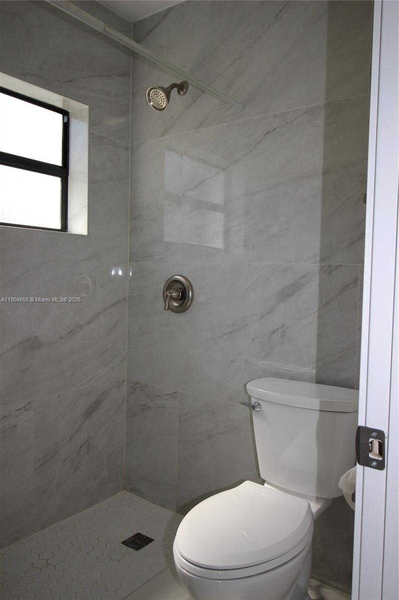 Small Image of 26165 SOUTH WEST 124TH CT, Homestead Number 13