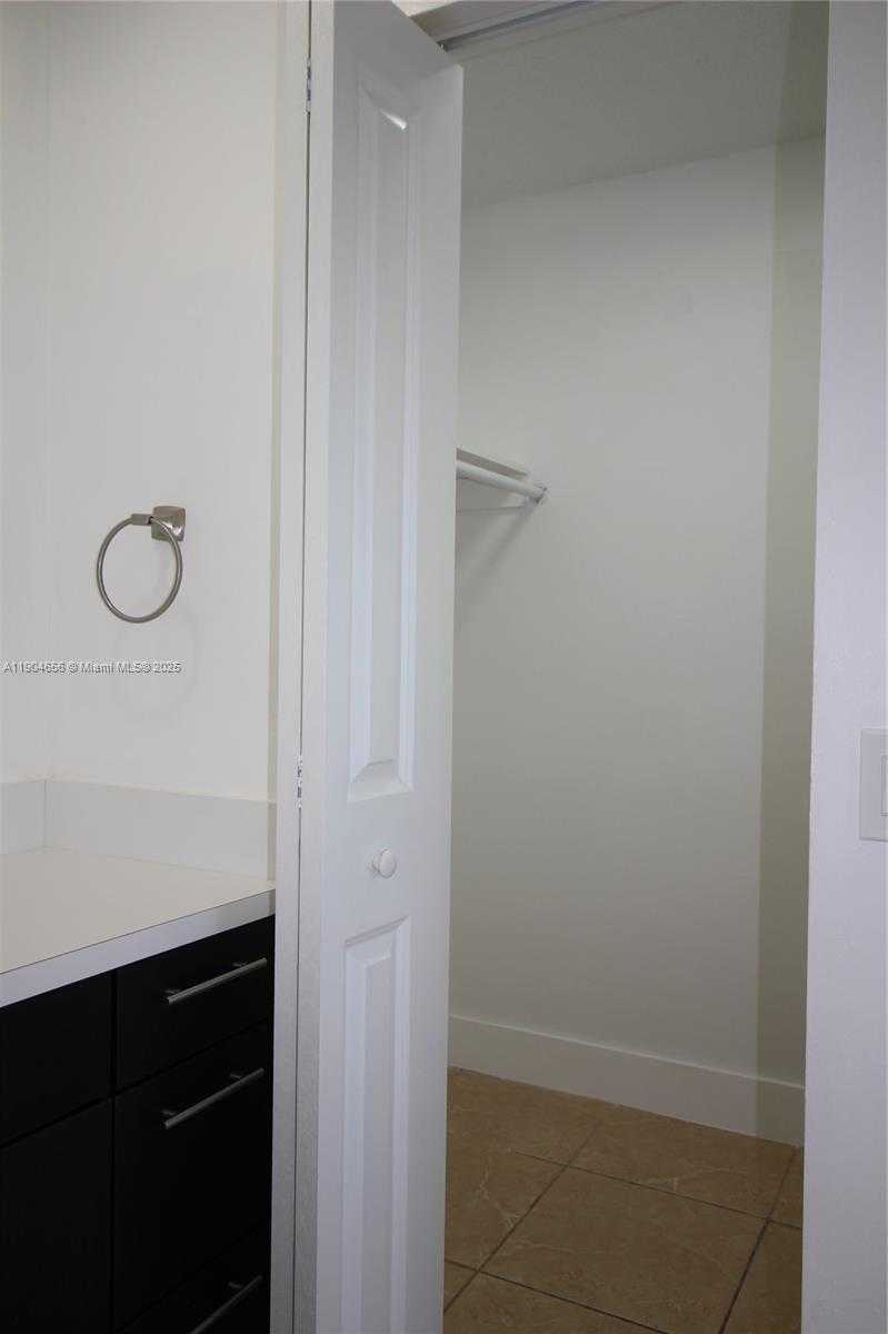 Small Image of 26165 SOUTH WEST 124TH CT, Homestead Number 15