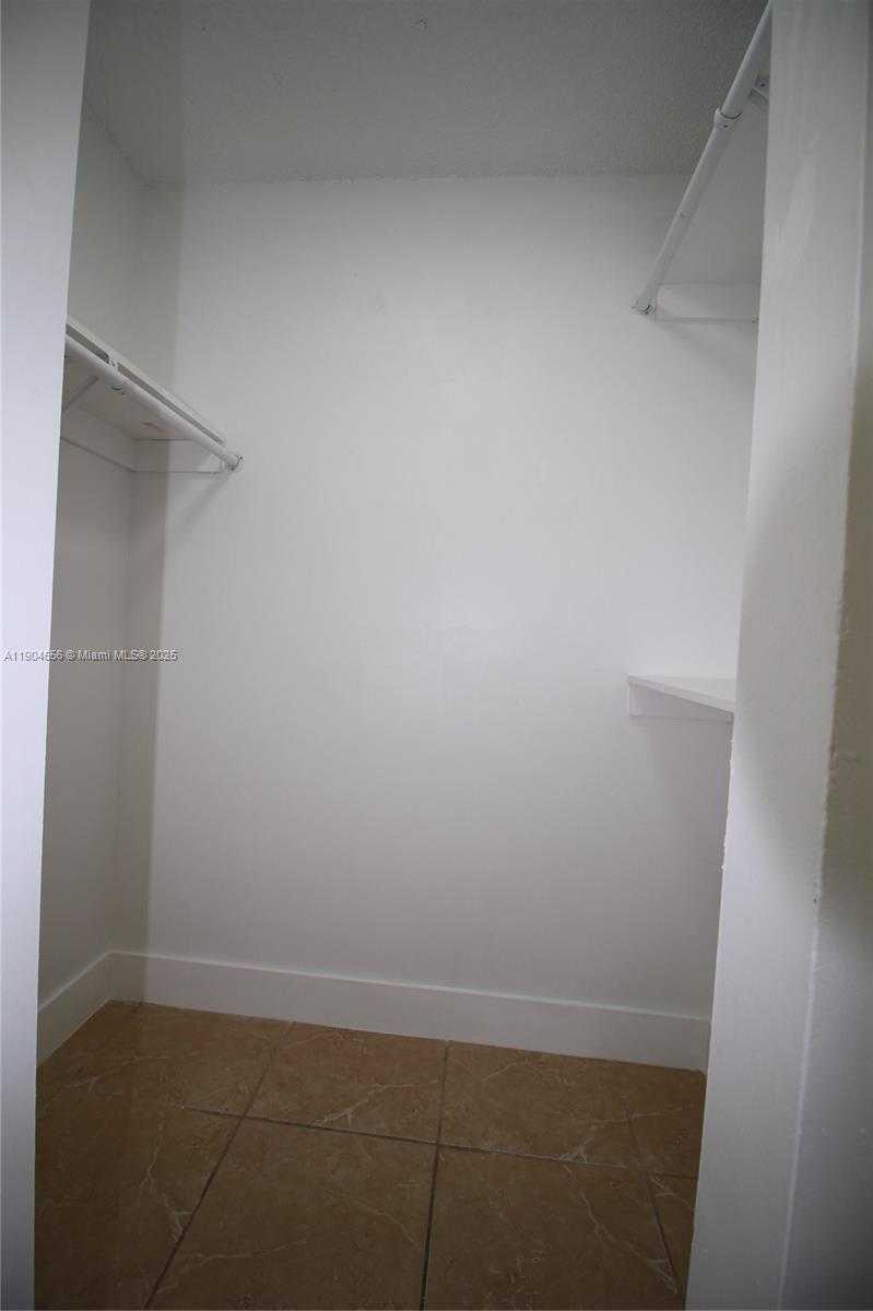 Small Image of 26165 SOUTH WEST 124TH CT, Homestead Number 16