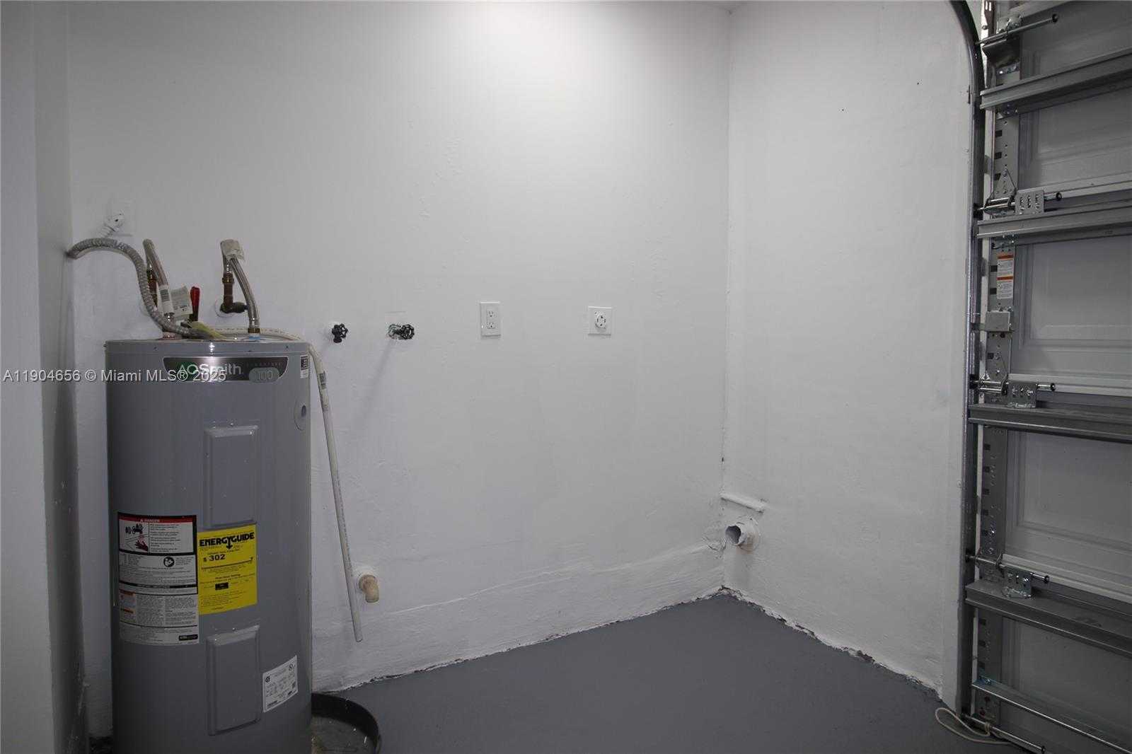 Small Image of 26165 SOUTH WEST 124TH CT, Homestead Number 19