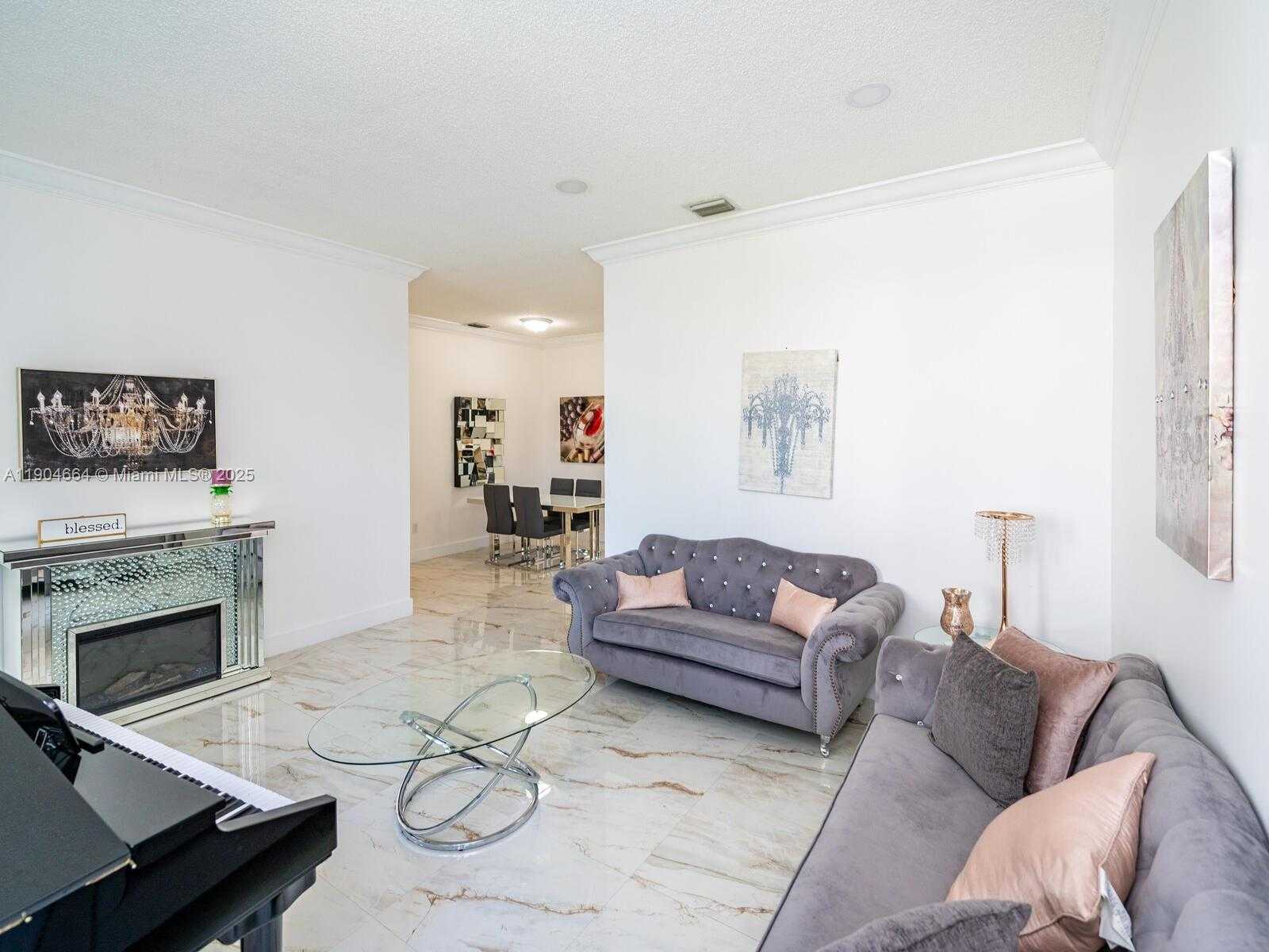 Small Image of 16332 SOUTH WEST 83RD LN, Miami Number 11