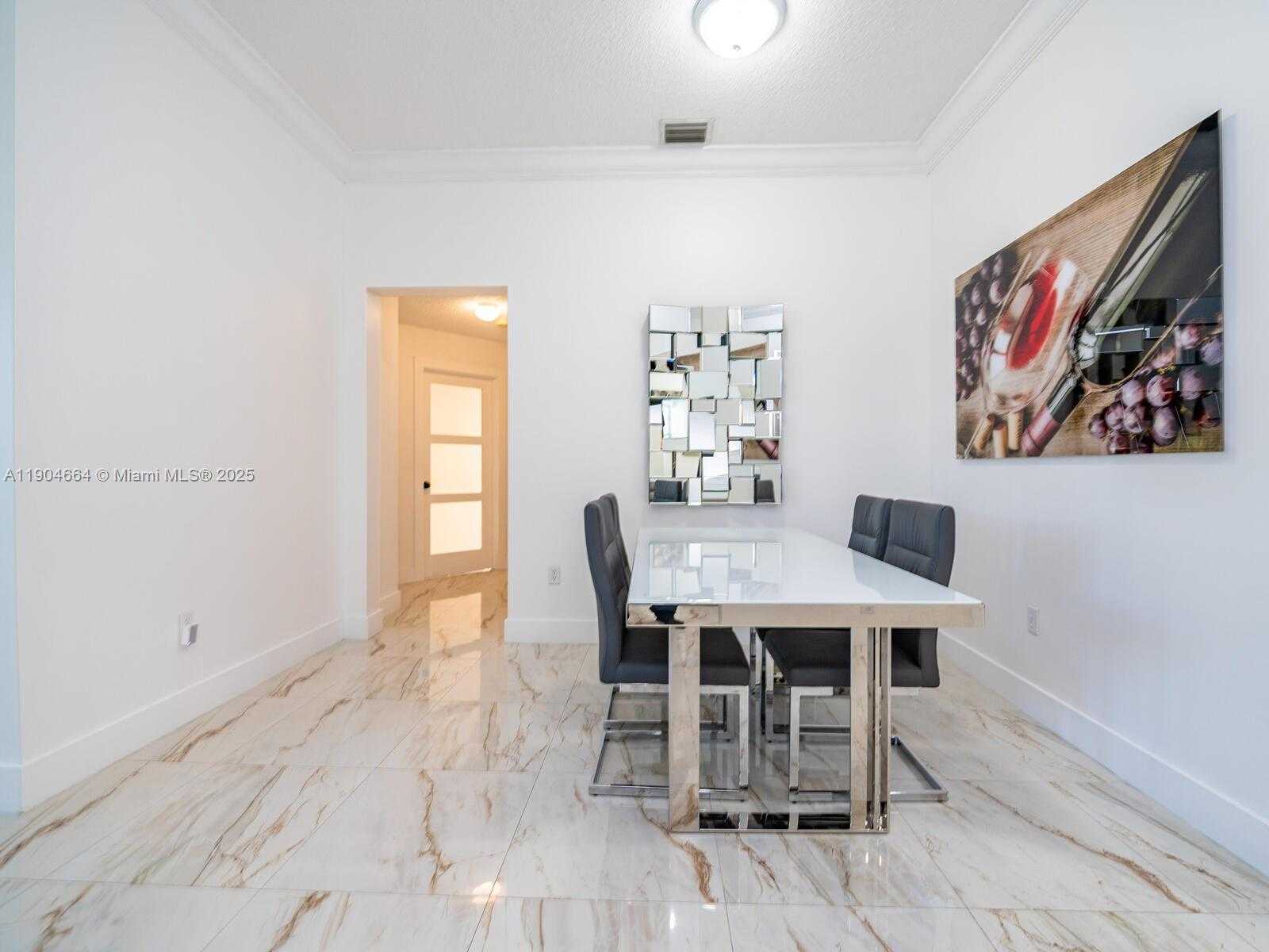 Small Image of 16332 SOUTH WEST 83RD LN, Miami Number 14