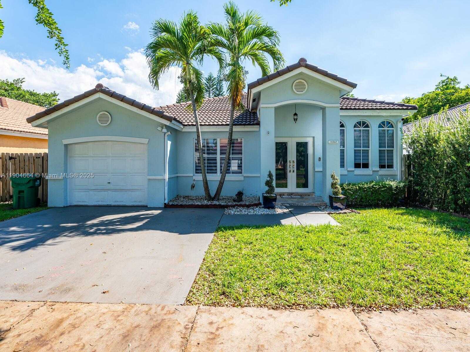 Small Image of 16332 SOUTH WEST 83RD LN, Miami Number 3