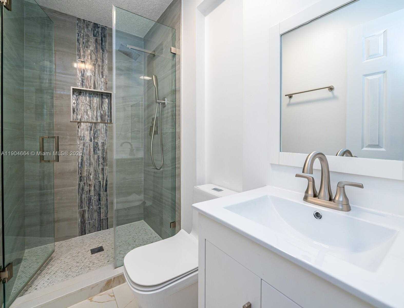 Small Image of 16332 SOUTH WEST 83RD LN, Miami Number 35