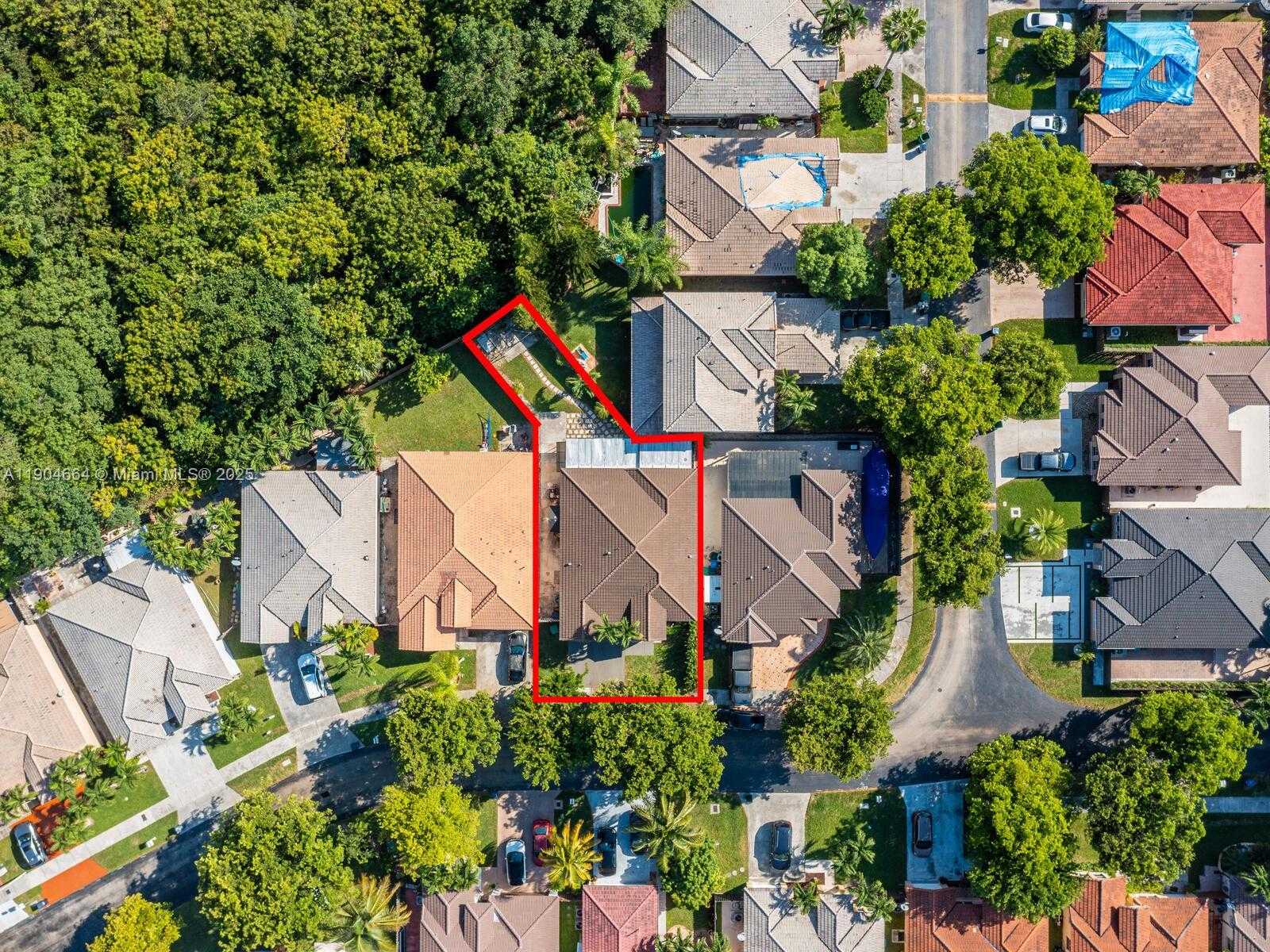 Small Image of 16332 SOUTH WEST 83RD LN, Miami Number 4