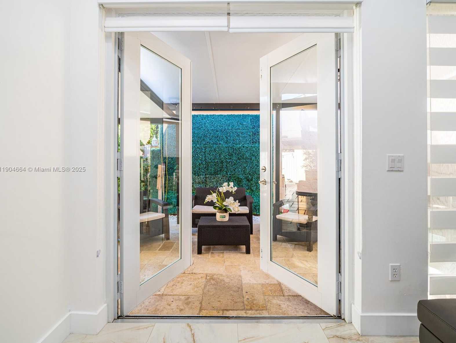 Small Image of 16332 SOUTH WEST 83RD LN, Miami Number 40