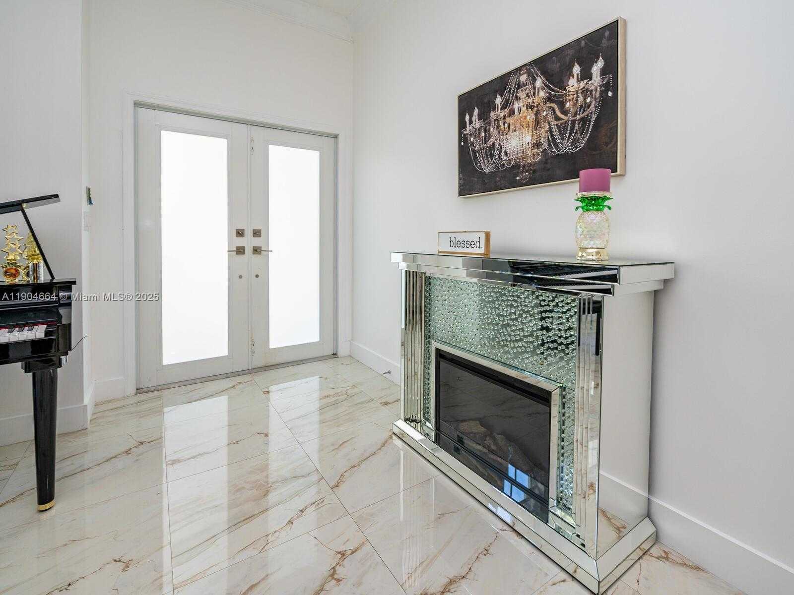 Small Image of 16332 SOUTH WEST 83RD LN, Miami Number 7