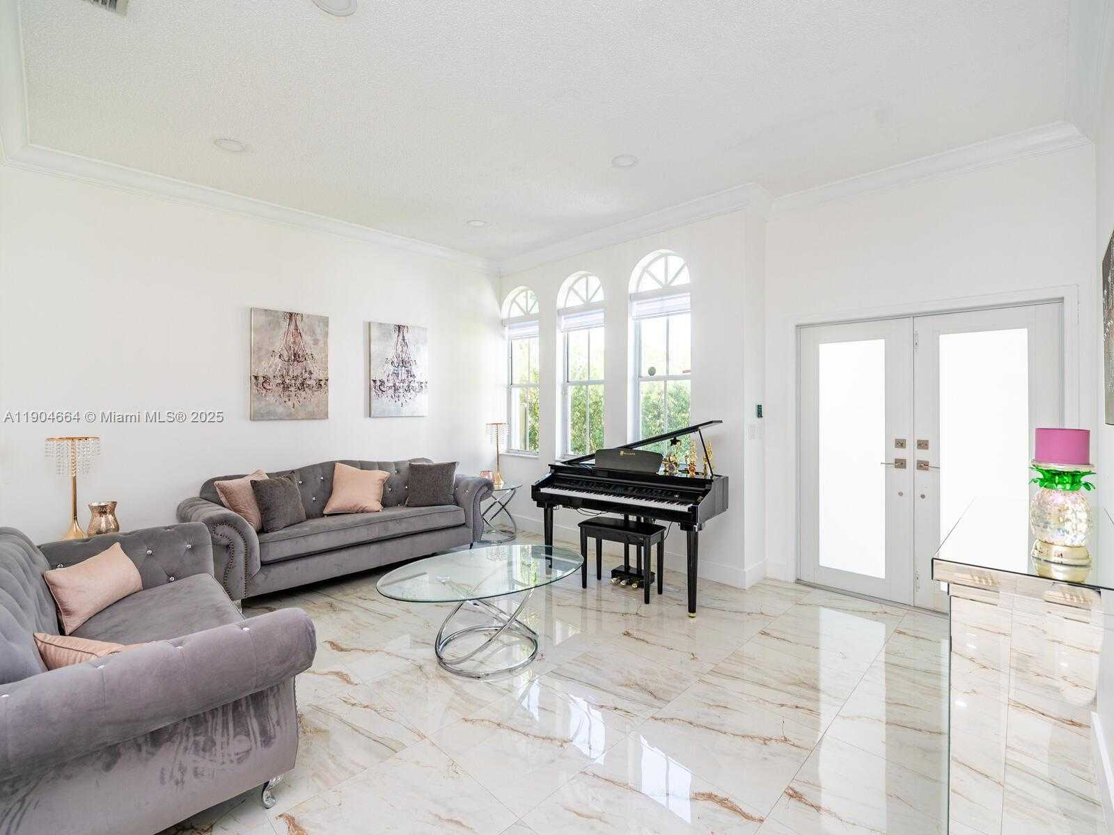 Small Image of 16332 SOUTH WEST 83RD LN, Miami Number 8