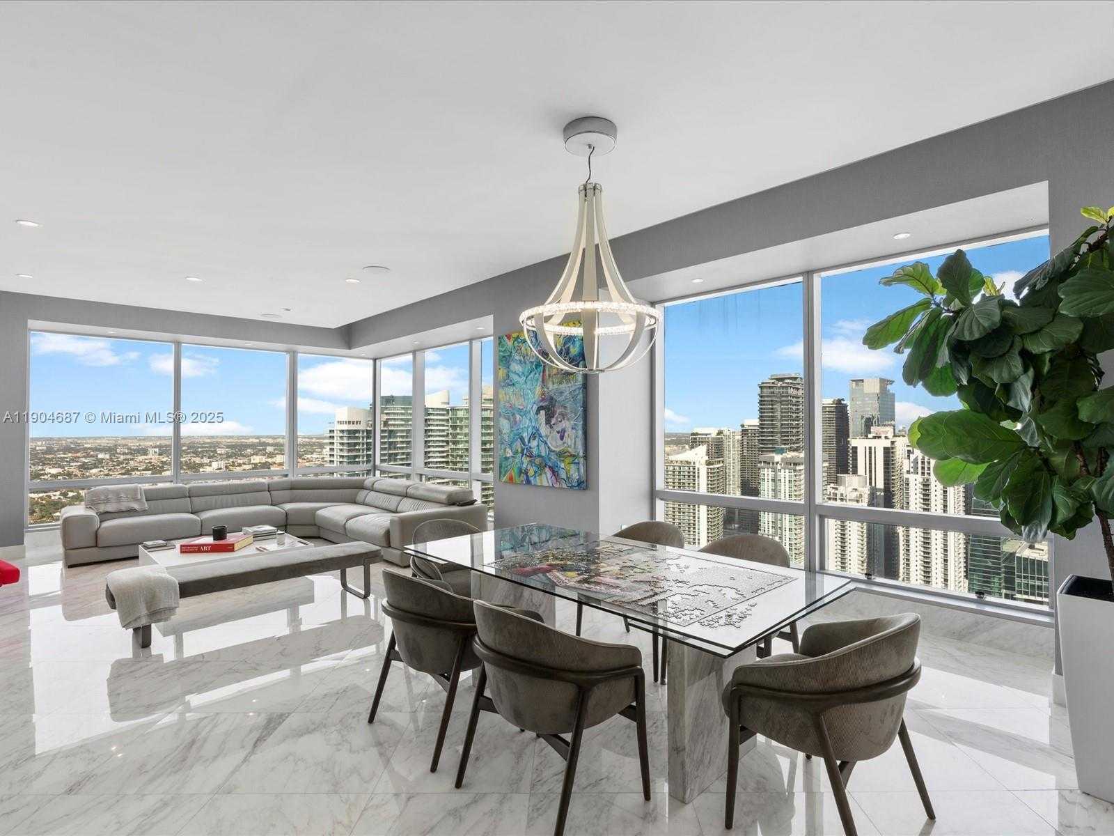 Small Image of 1425 BRICKELL AVE #52BC, Miami Number 11