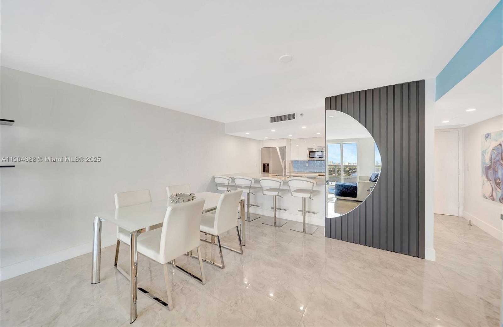 Small Image of 1717 N BAYSHORE DR #A-3533, Miami Number 19