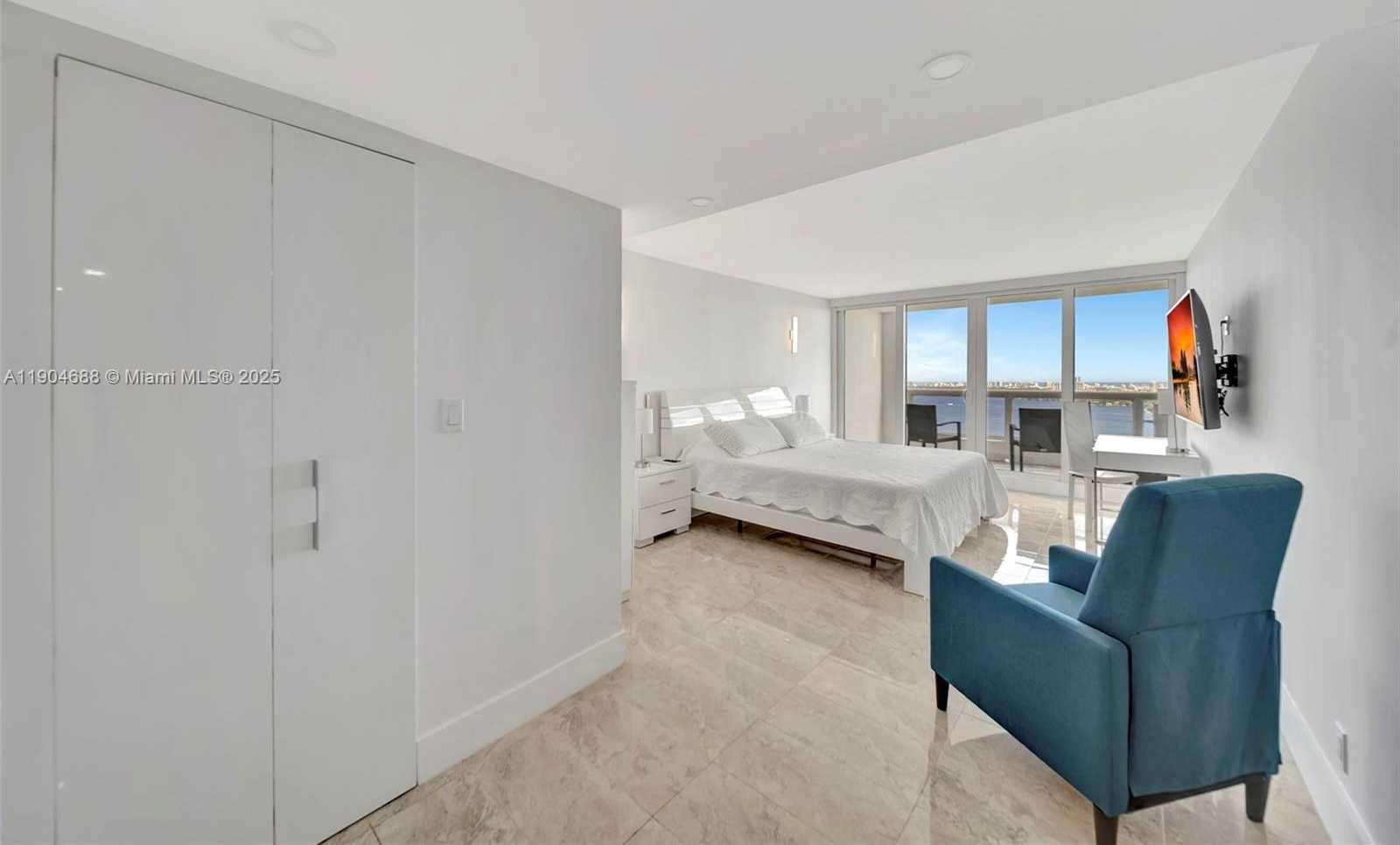 Small Image of 1717 N BAYSHORE DR #A-3533, Miami Number 33