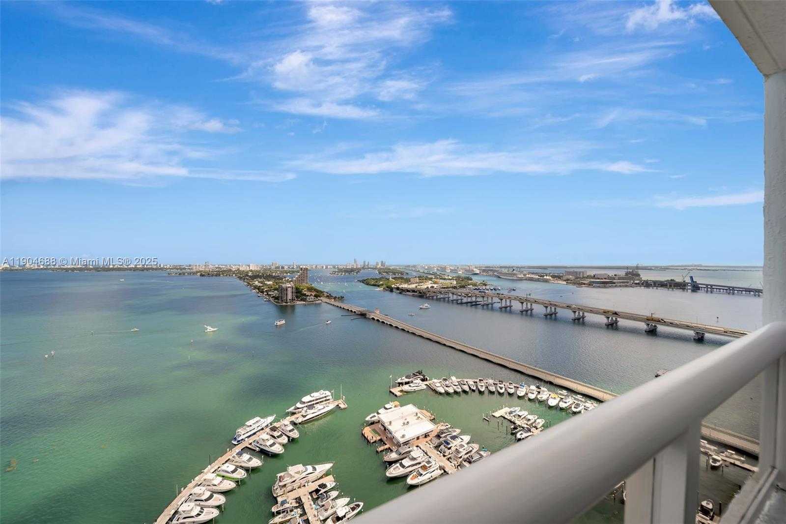 Small Image of 1717 N BAYSHORE DR #A-3533, Miami Number 45