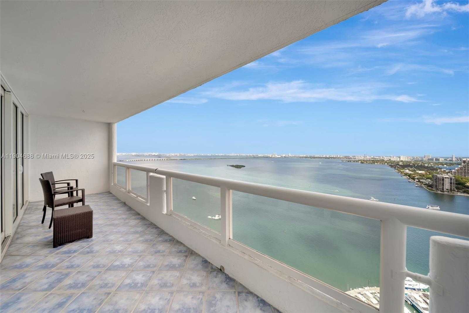 Small Image of 1717 N BAYSHORE DR #A-3533, Miami Number 47