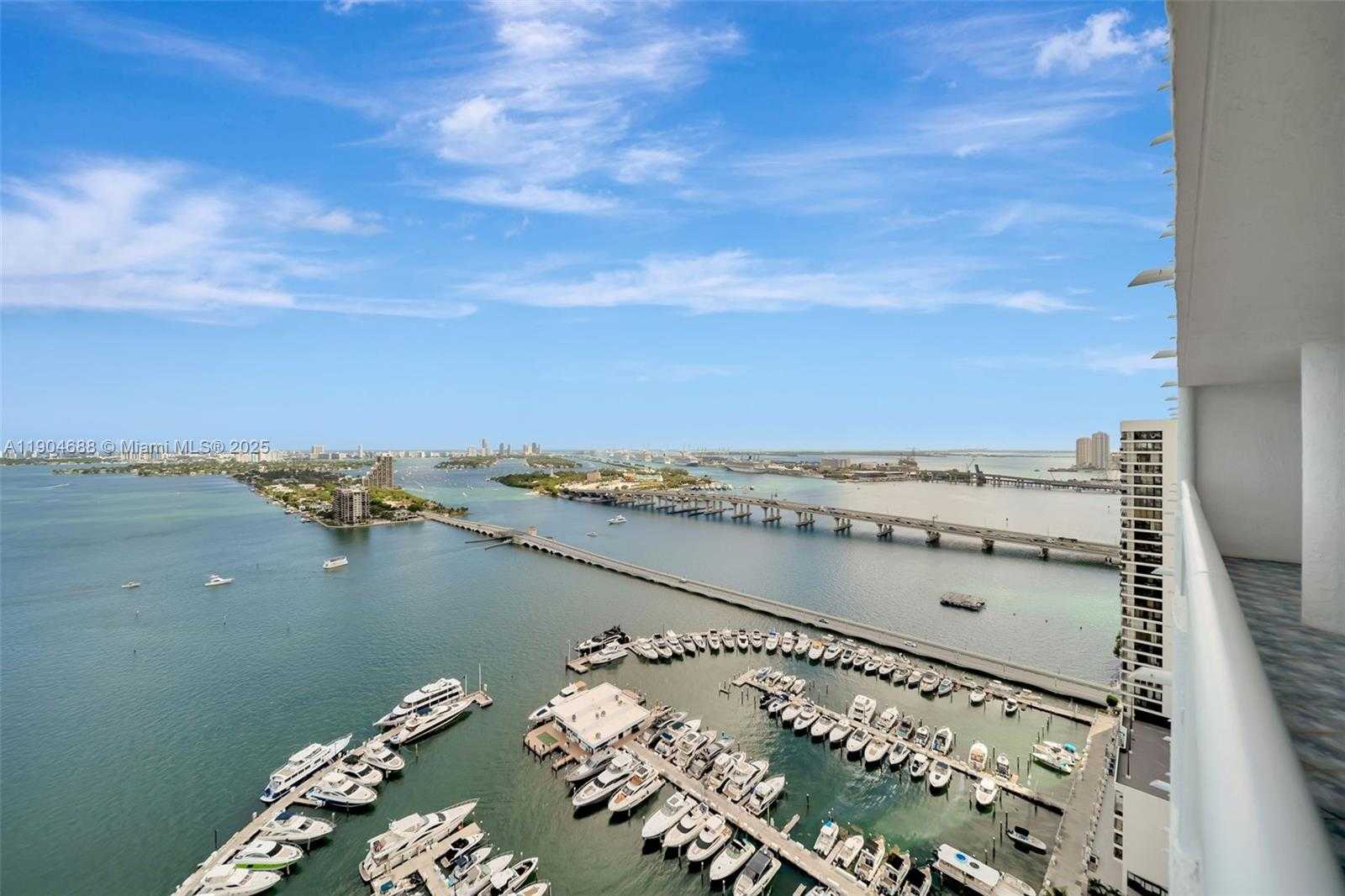 Small Image of 1717 N BAYSHORE DR #A-3533, Miami Number 49