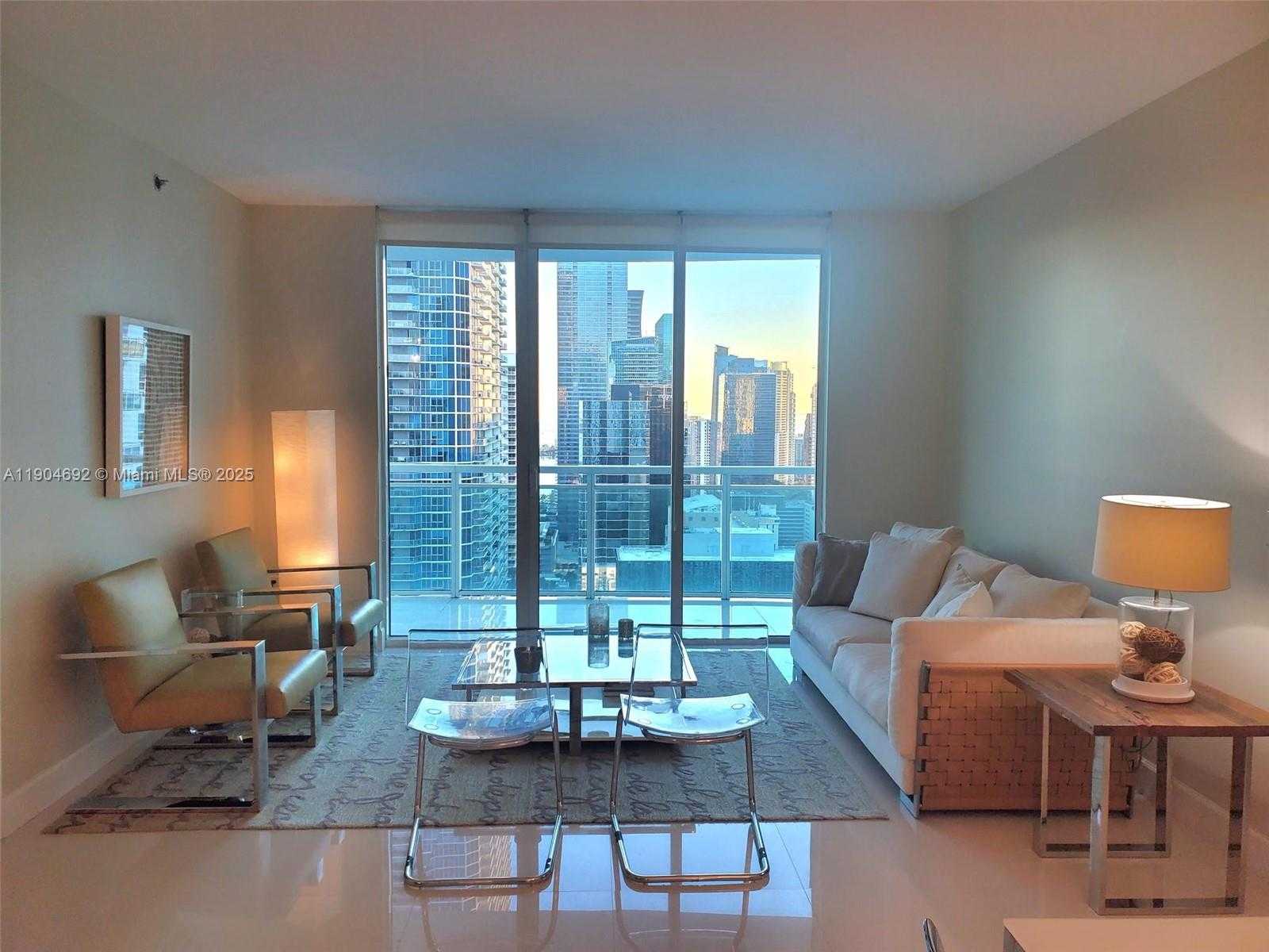 Small Image of 950 BRICKELL BAY DR #3405, Miami Number 1