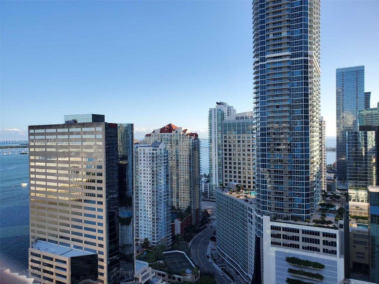 Small Image of 950 BRICKELL BAY DR #3405, Miami Number 13