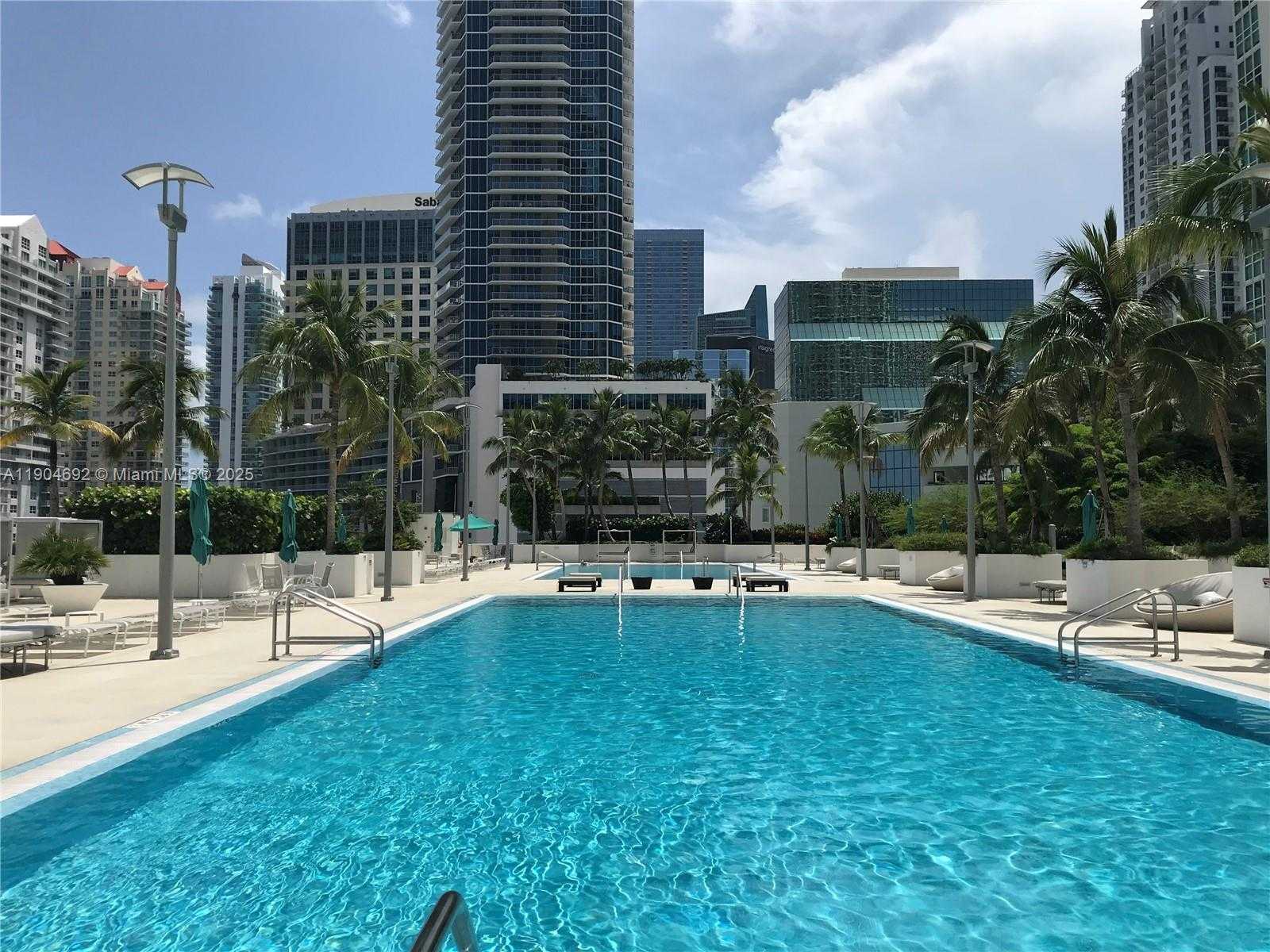 Small Image of 950 BRICKELL BAY DR #3405, Miami Number 26