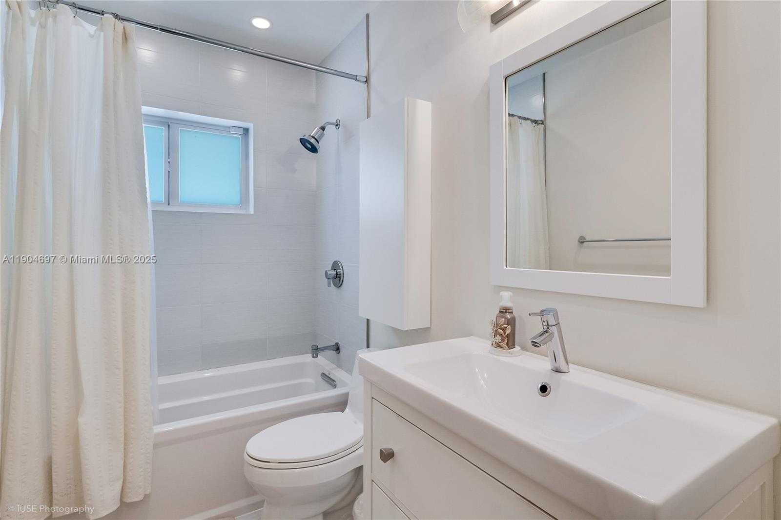 Small Image of 1545 SIENA AVE, Coral Gables Number 18