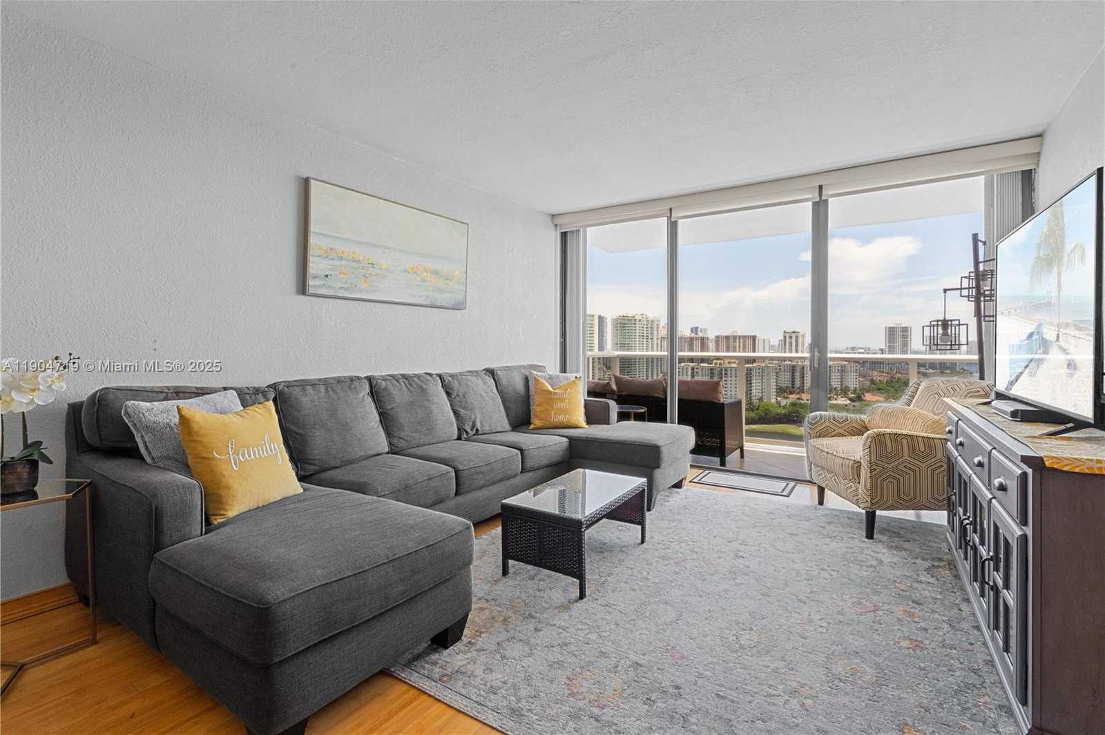 Small Image of 3675 NORTH COUNTRY CLUB DR #2404, Aventura Number 12