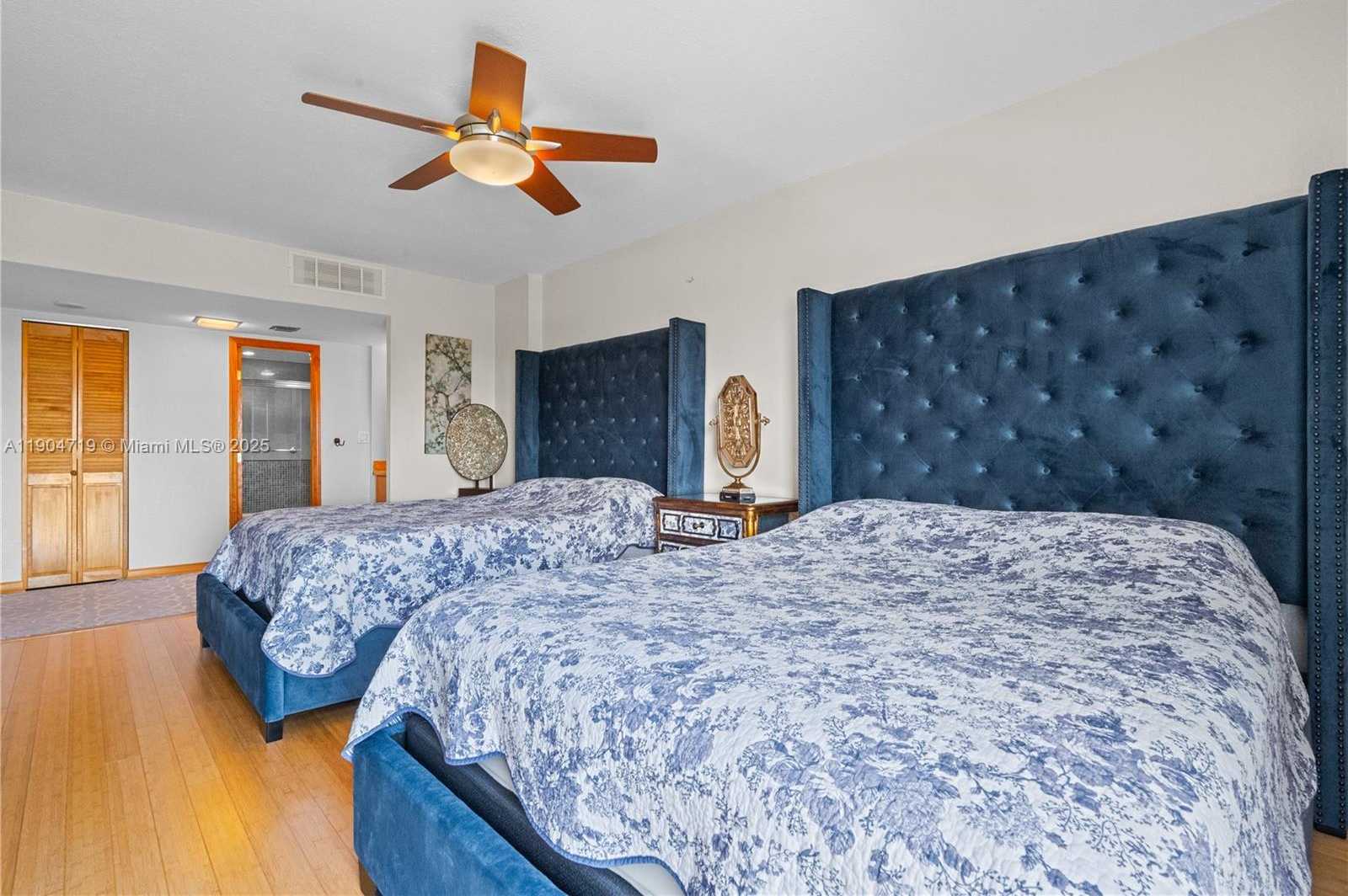 Small Image of 3675 NORTH COUNTRY CLUB DR #2404, Aventura Number 22