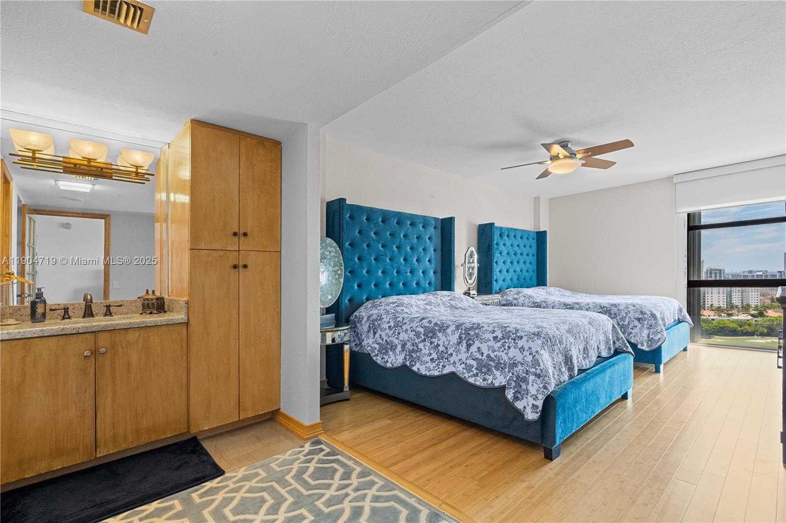 Small Image of 3675 NORTH COUNTRY CLUB DR #2404, Aventura Number 23