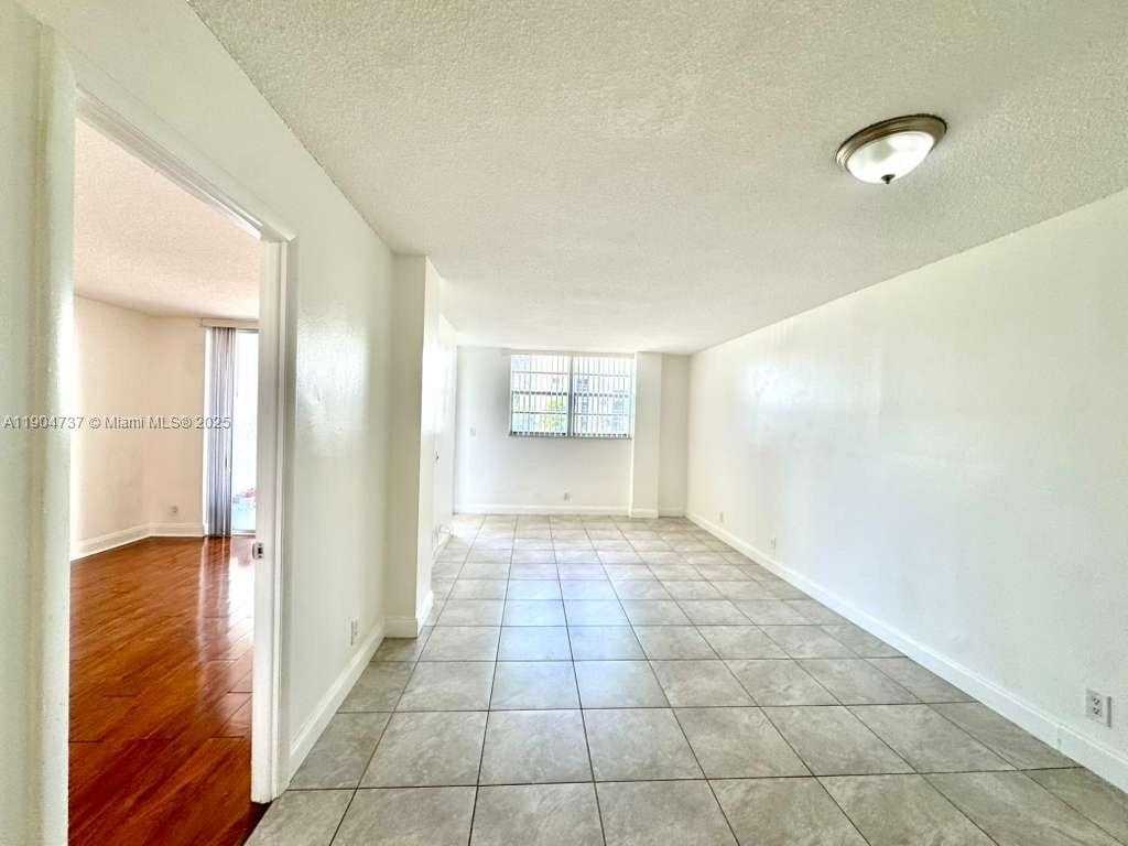Small Image of 2903 NORTH MIAMI BEACH BLVD #203, North Miami Beach Number 12