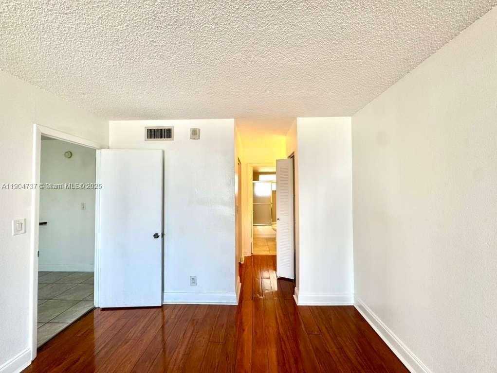 Small Image of 2903 NORTH MIAMI BEACH BLVD #203, North Miami Beach Number 16
