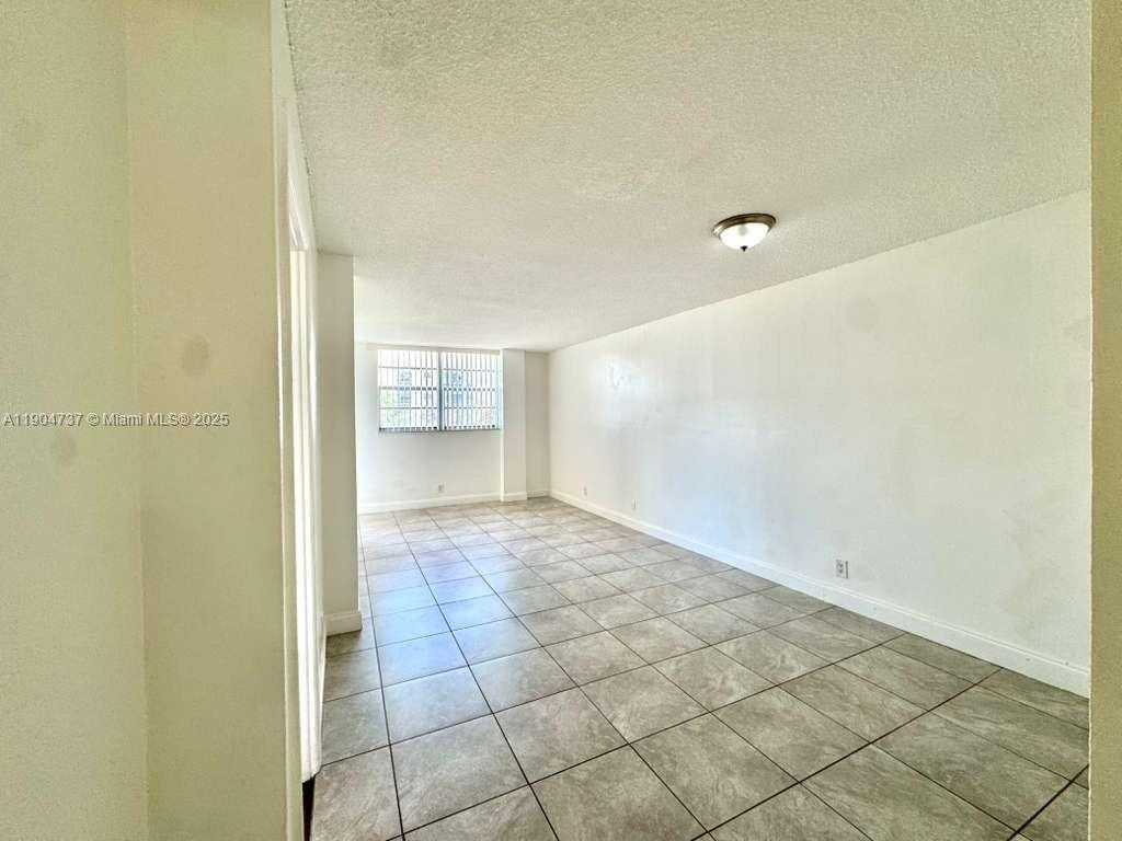 Small Image of 2903 NORTH MIAMI BEACH BLVD #203, North Miami Beach Number 2