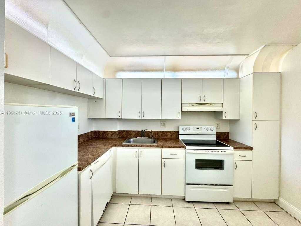 Small Image of 2903 NORTH MIAMI BEACH BLVD #203, North Miami Beach Number 7