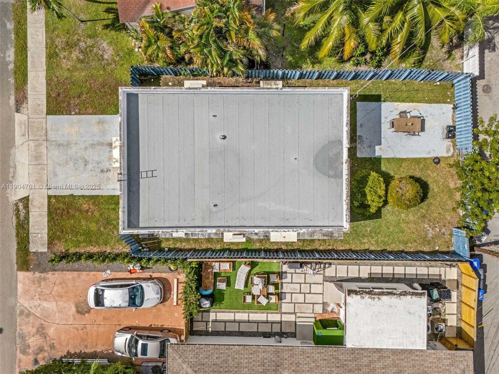 Small Image of 1639 HAYES ST #2, Hollywood Number 12