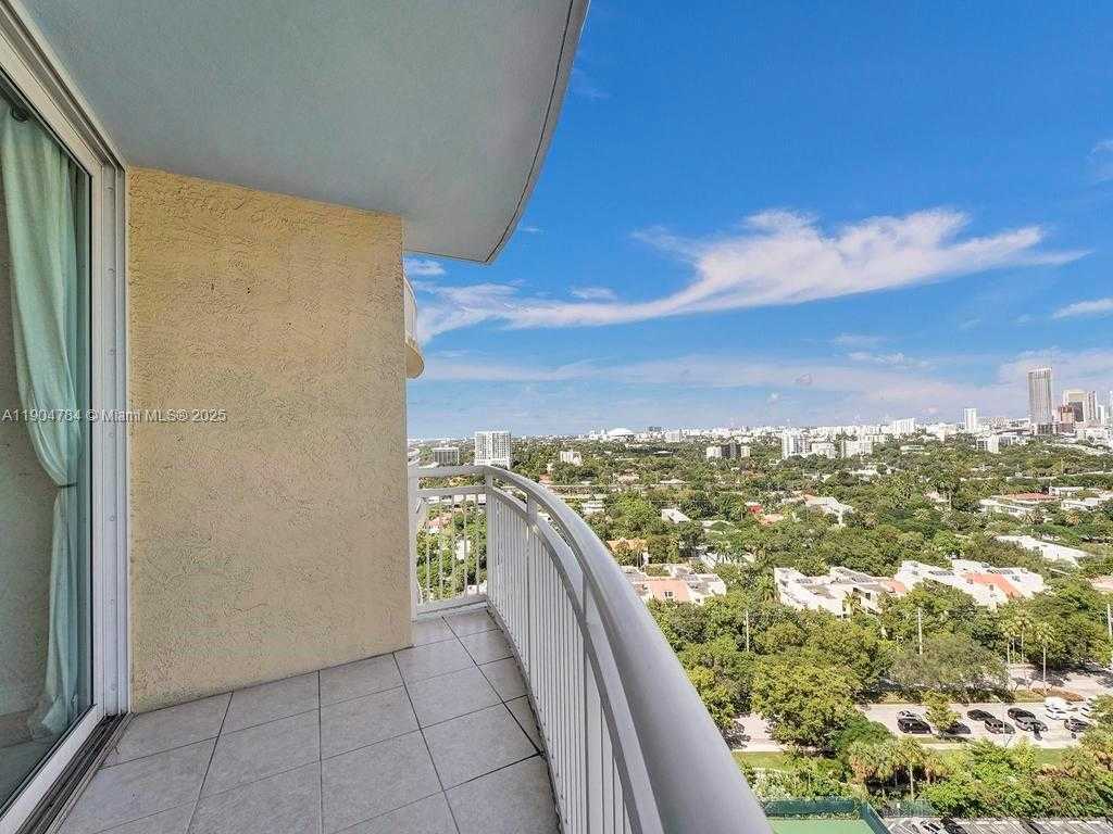 Small Image of 2475 BRICKELL AVE #2006, Miami Number 56