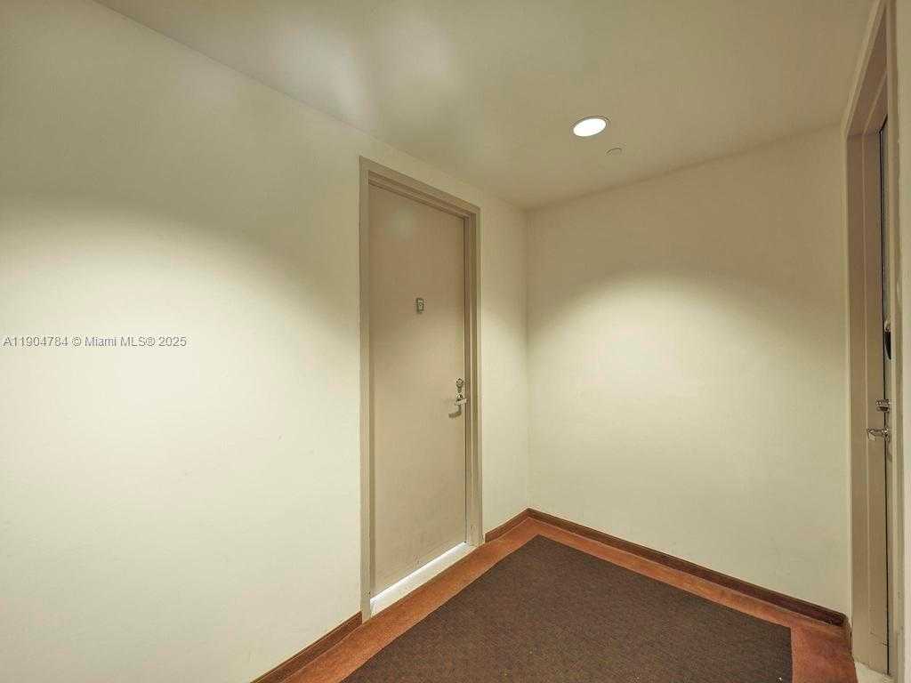 Small Image of 2475 BRICKELL AVE #2006, Miami Number 59