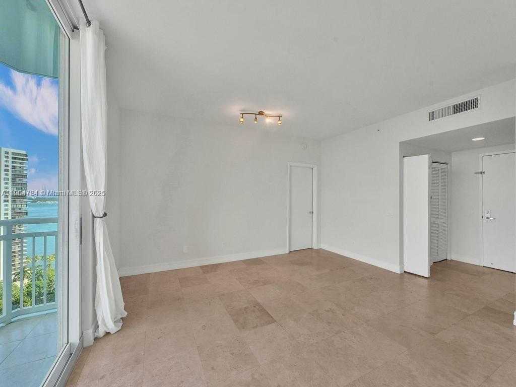 Small Image of 2475 BRICKELL AVE #2006, Miami Number 8