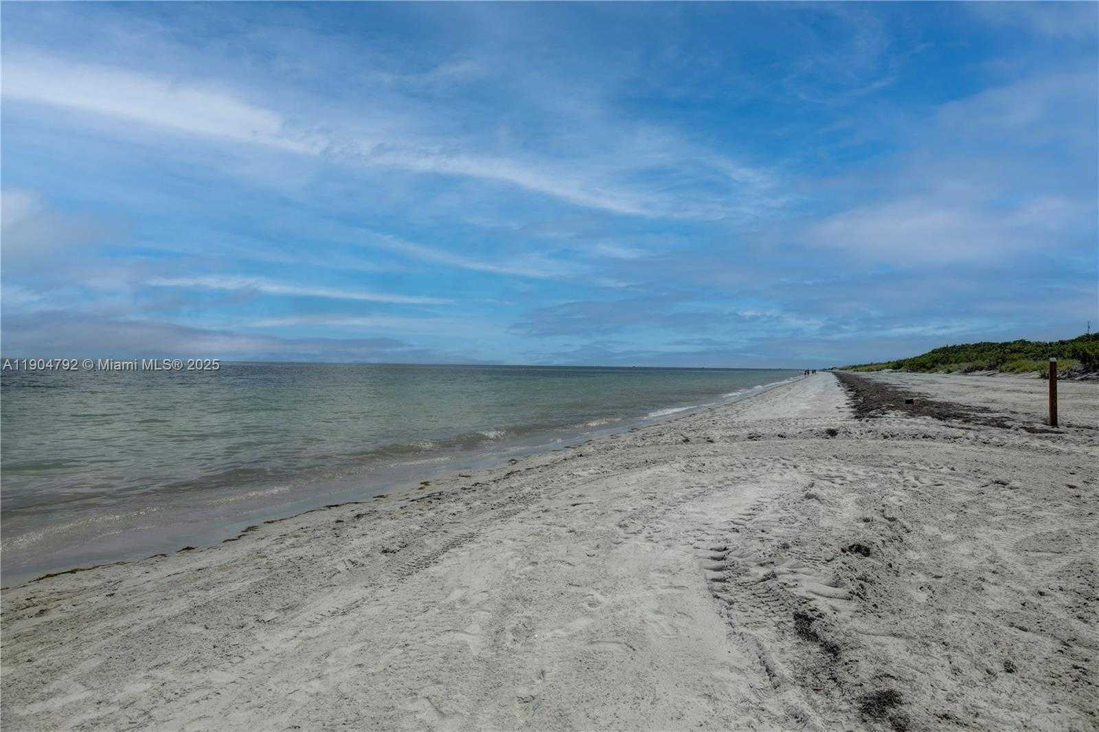 Small Image of 1121 CRANDON BLVD #D608, Key Biscayne Number 29