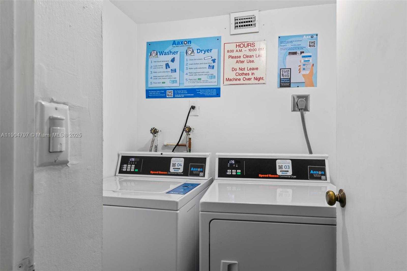 Small Image of 18061 BISCAYNE BLVD #303, Aventura Number 27