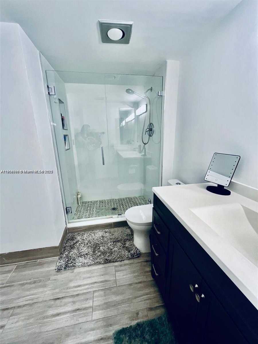 Small Image of 20355 NORTH EAST 34TH CT #1622, Aventura Number 11