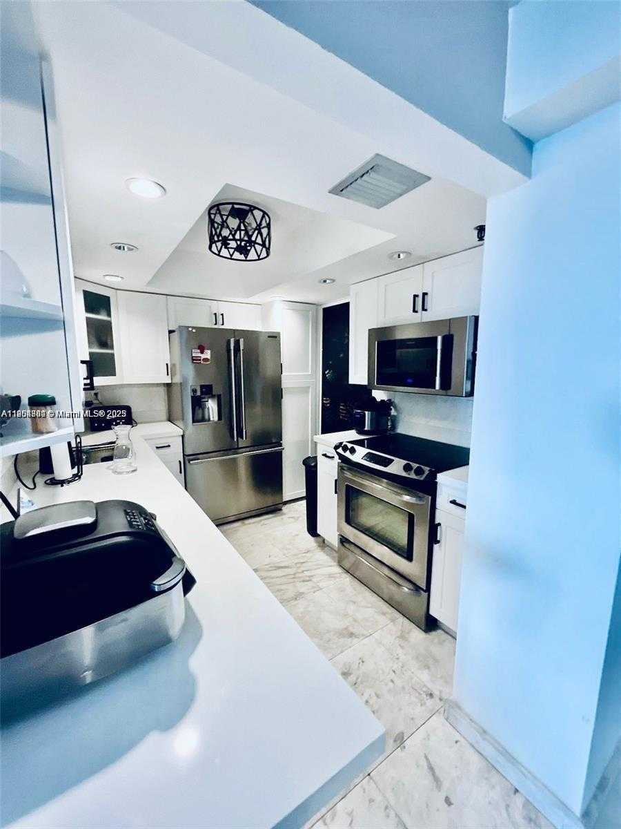 Small Image of 20355 NORTH EAST 34TH CT #1622, Aventura Number 6