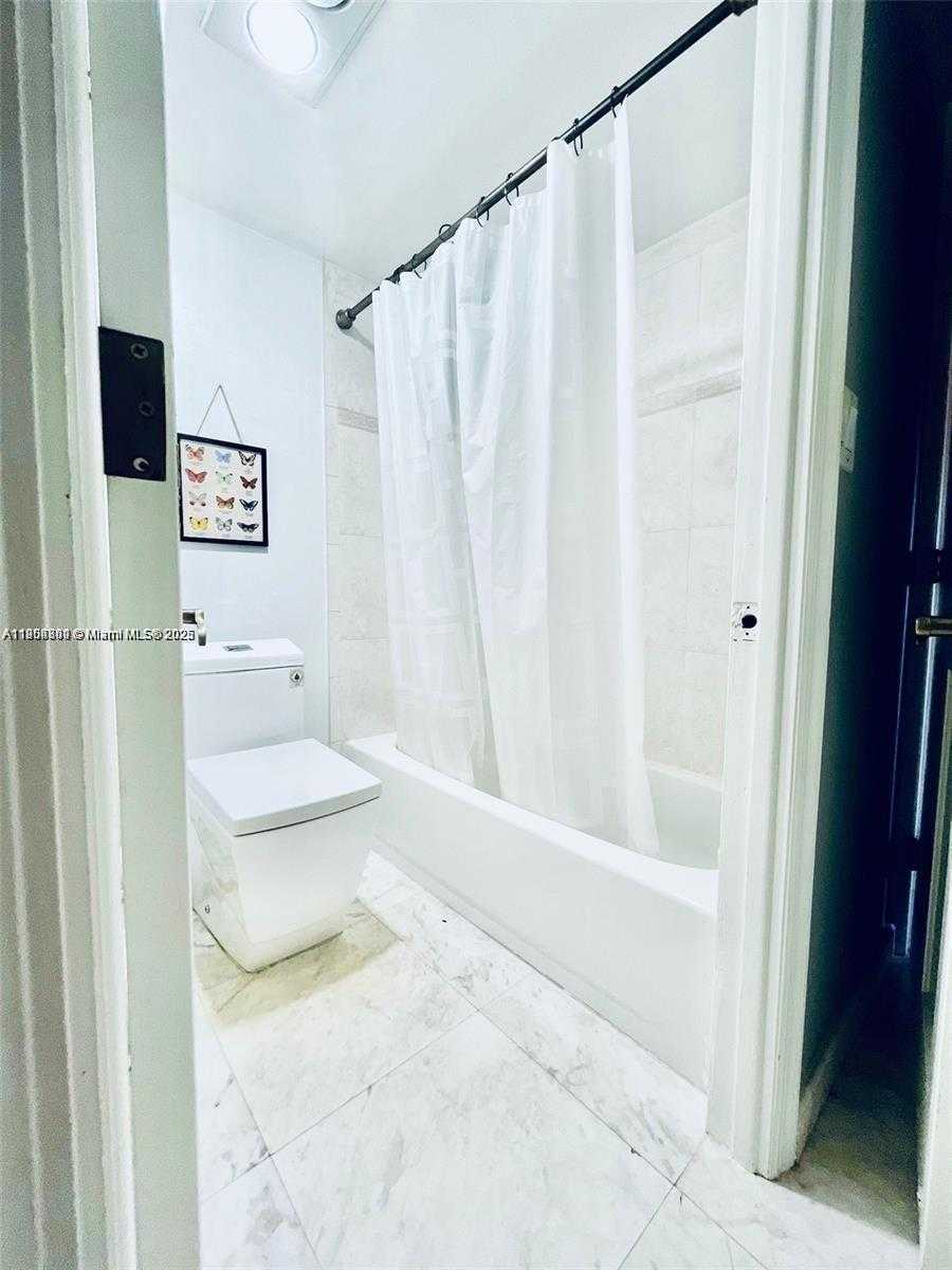 Small Image of 20355 NORTH EAST 34TH CT #1622, Aventura Number 9